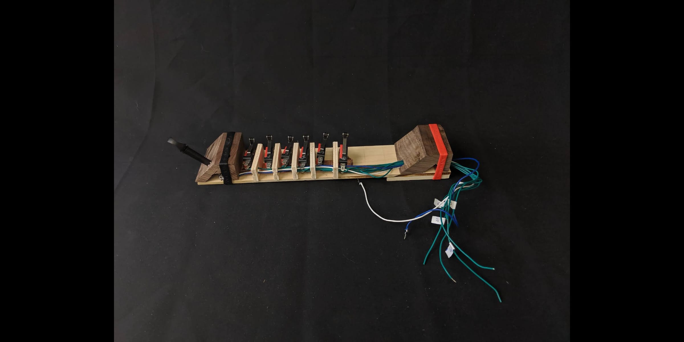 Unibass: beginners' instrument — image 9